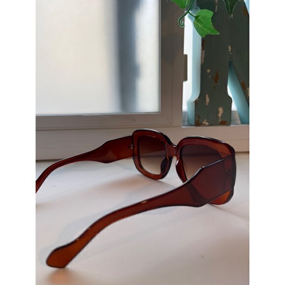 Sightseeing Tour Square Frame Sunglasses Brown - Picture 7 of 8